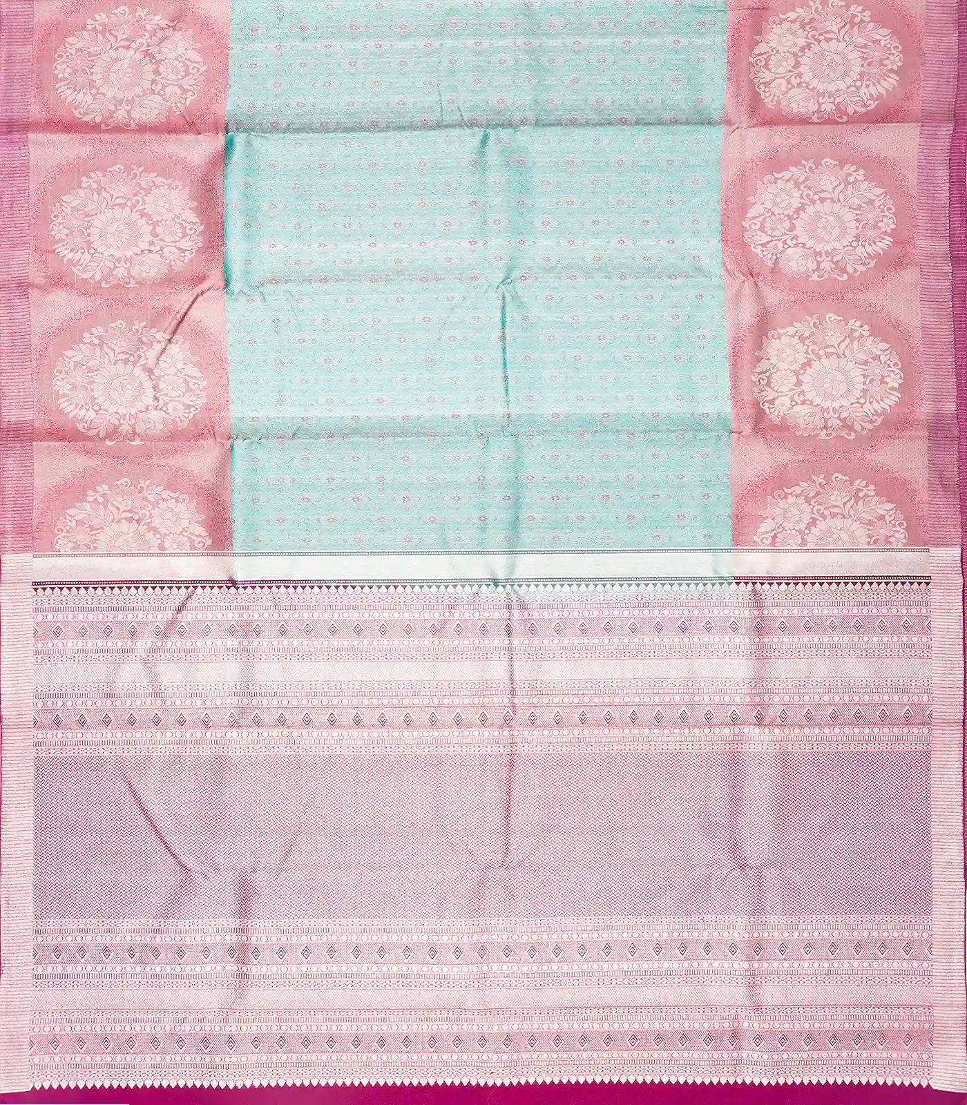 Turquoise Handloom Kanchipuram Silk Saree With Floral Jaal Motifs