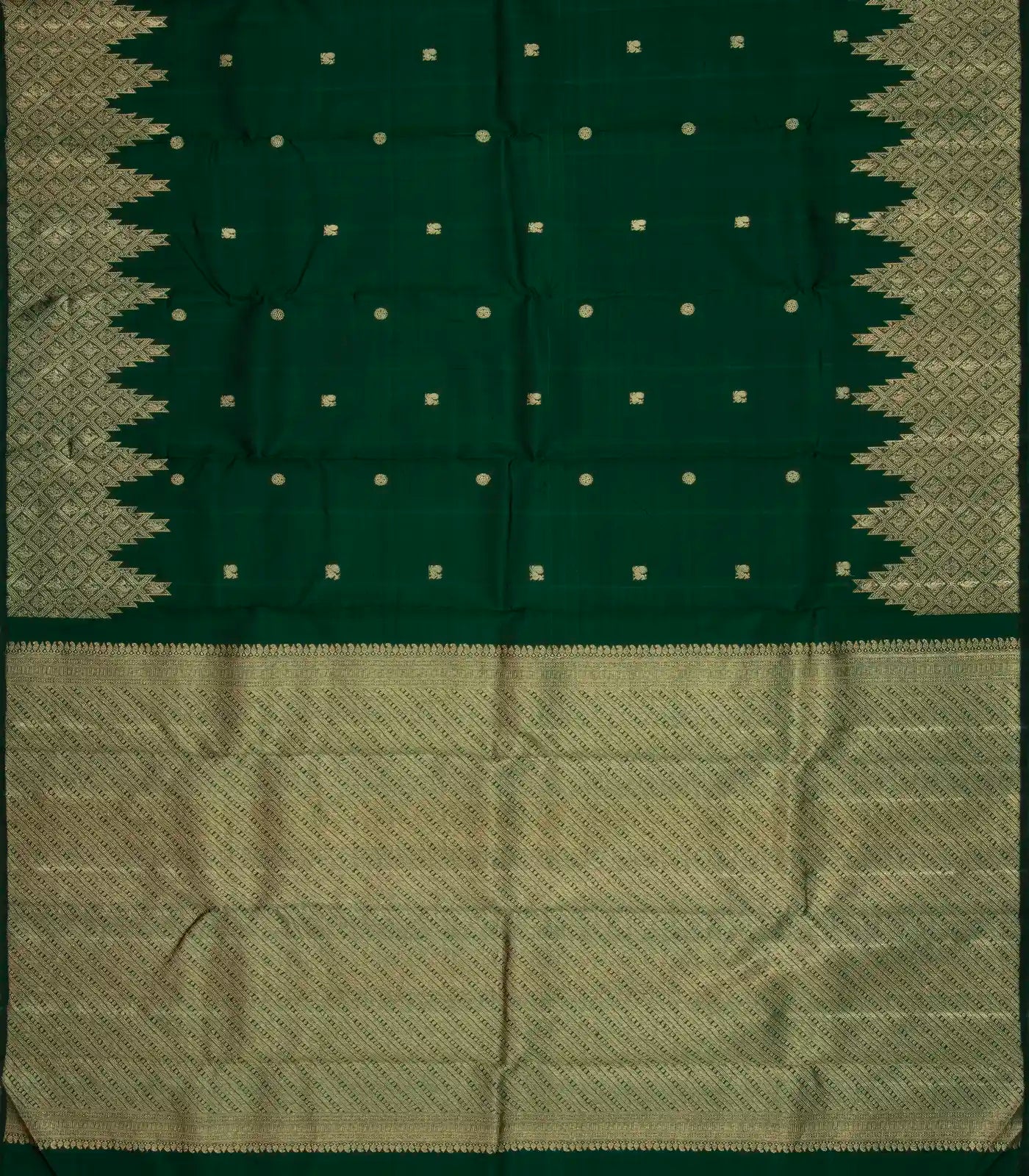 Bottle Green Handloom Kanchipuram Silk Saree With Annam Chakaram Buttas