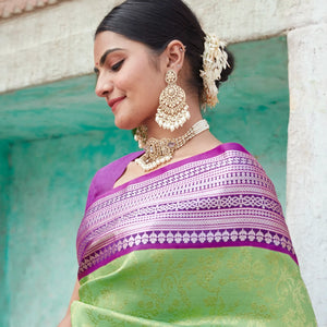 Mint Green Handloom Kanchipuram Korvai Silk Saree With Floral Jaal Motifs