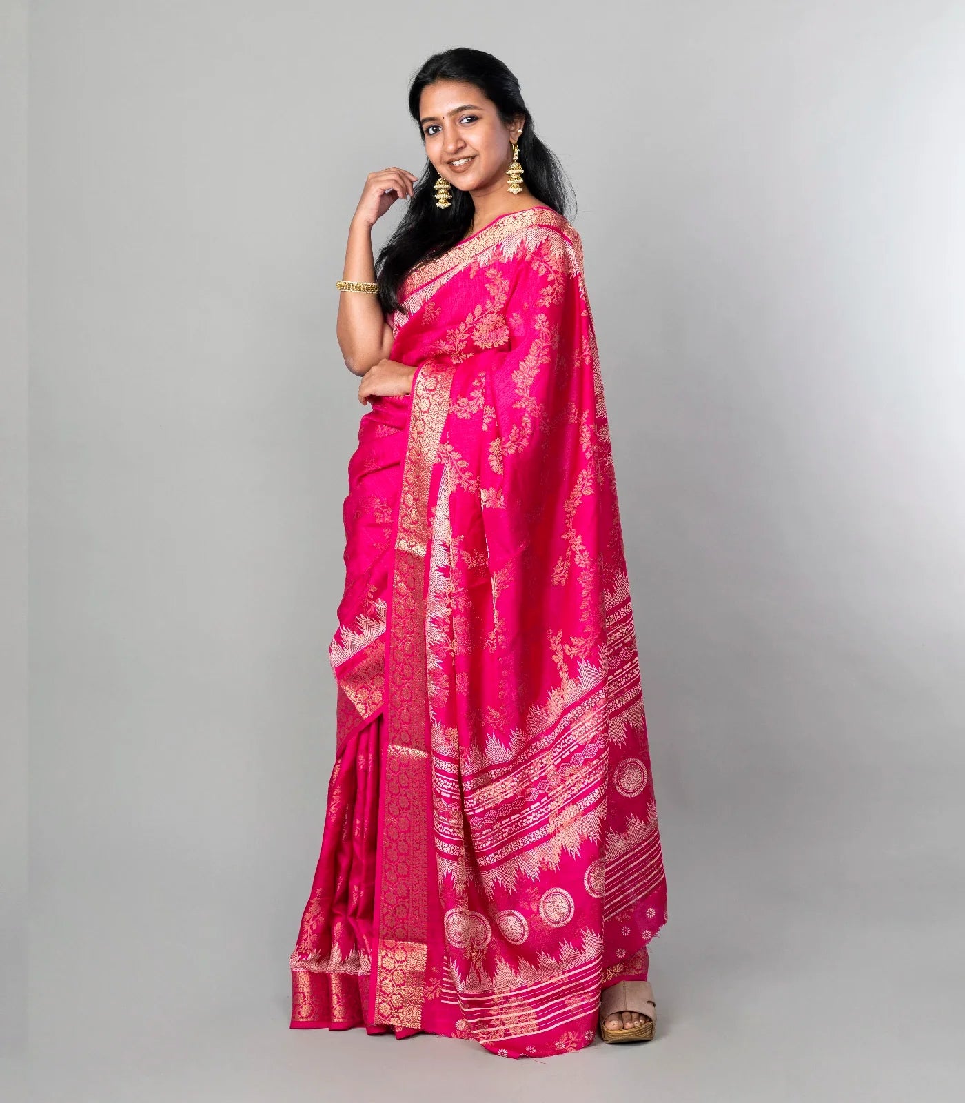 Hot Pink Woven Dola Synthetic Saree With Floral Motifs