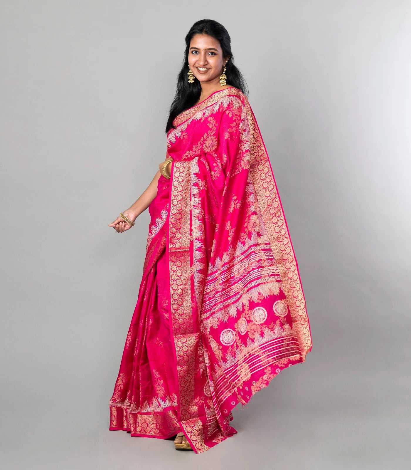 Hot Pink Woven Dola Synthetic Saree With Floral Motifs