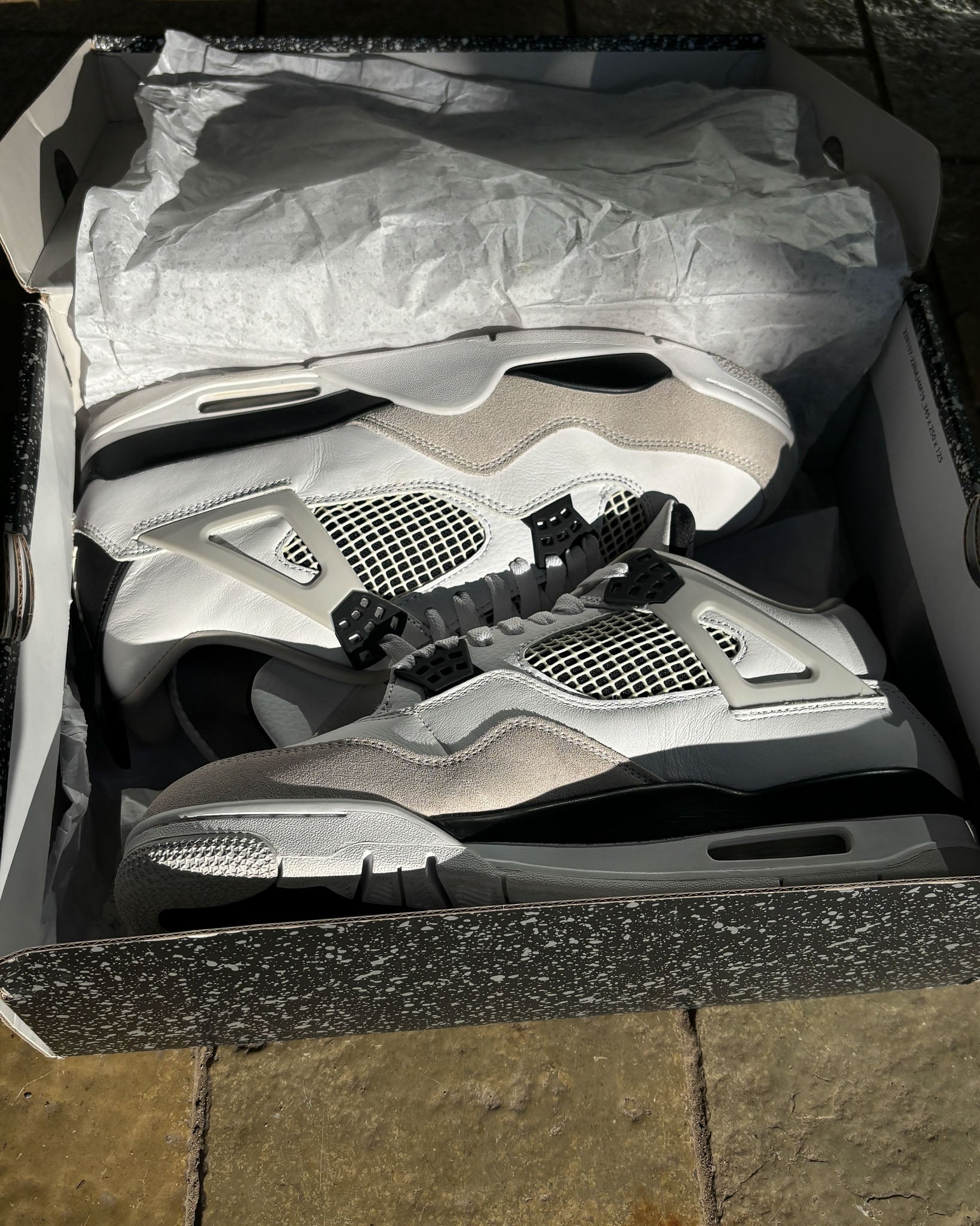 Nike Air Jordan 4 Retro White/Black-Neutral Grey