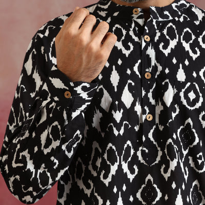 trueBrowns Men's Black Ikat Co-ord Set