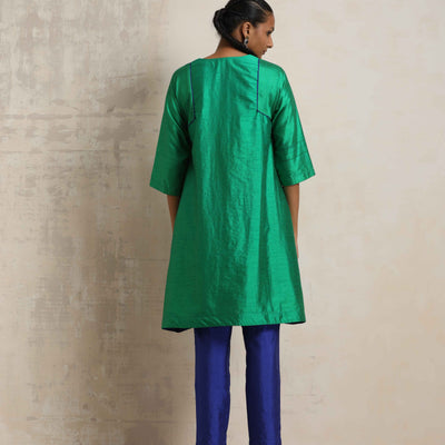 trueBrowns Bright Green Silk Kurta Co-ord Set