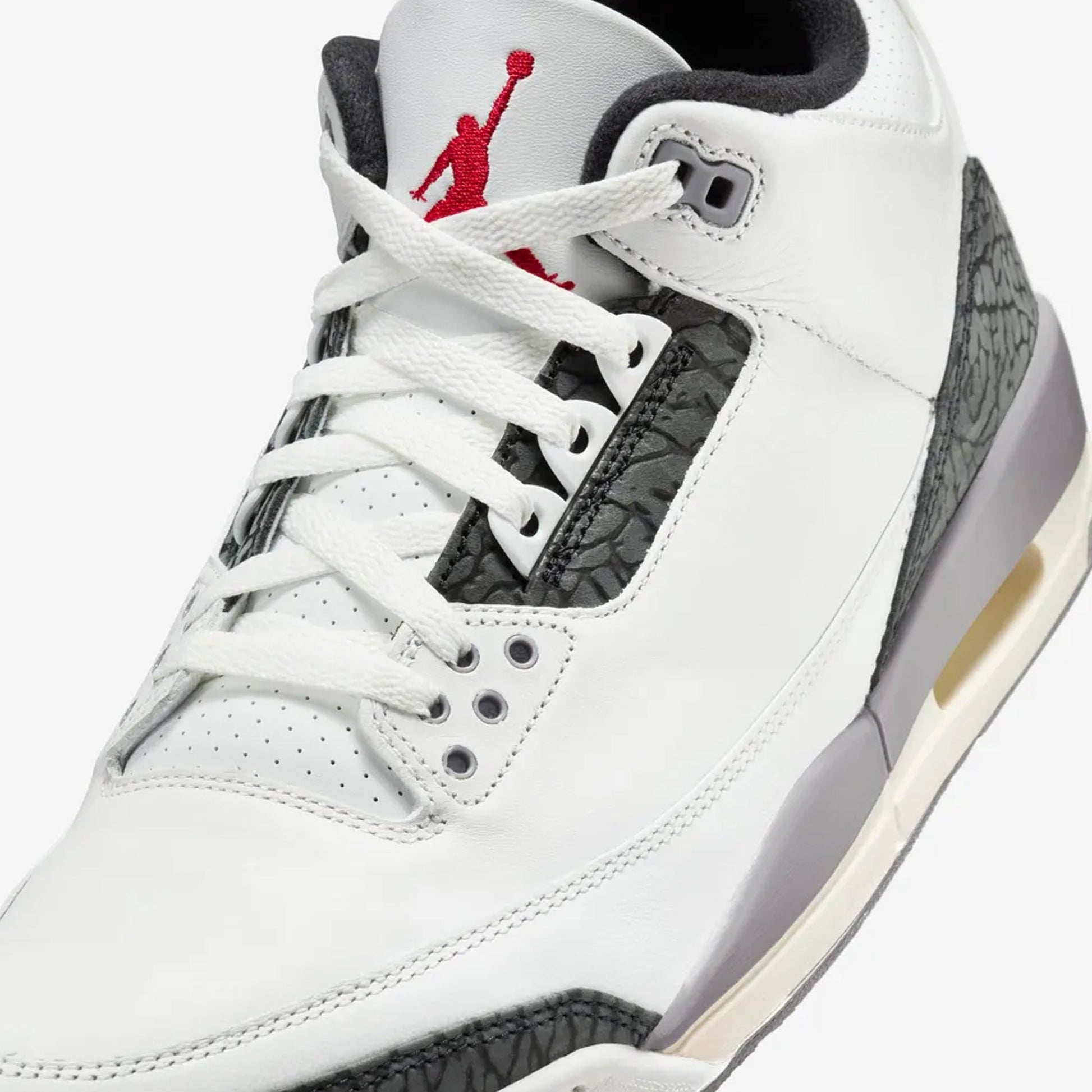 JORDAN | AIR JORDAN 3 { "CEMENT GREY"