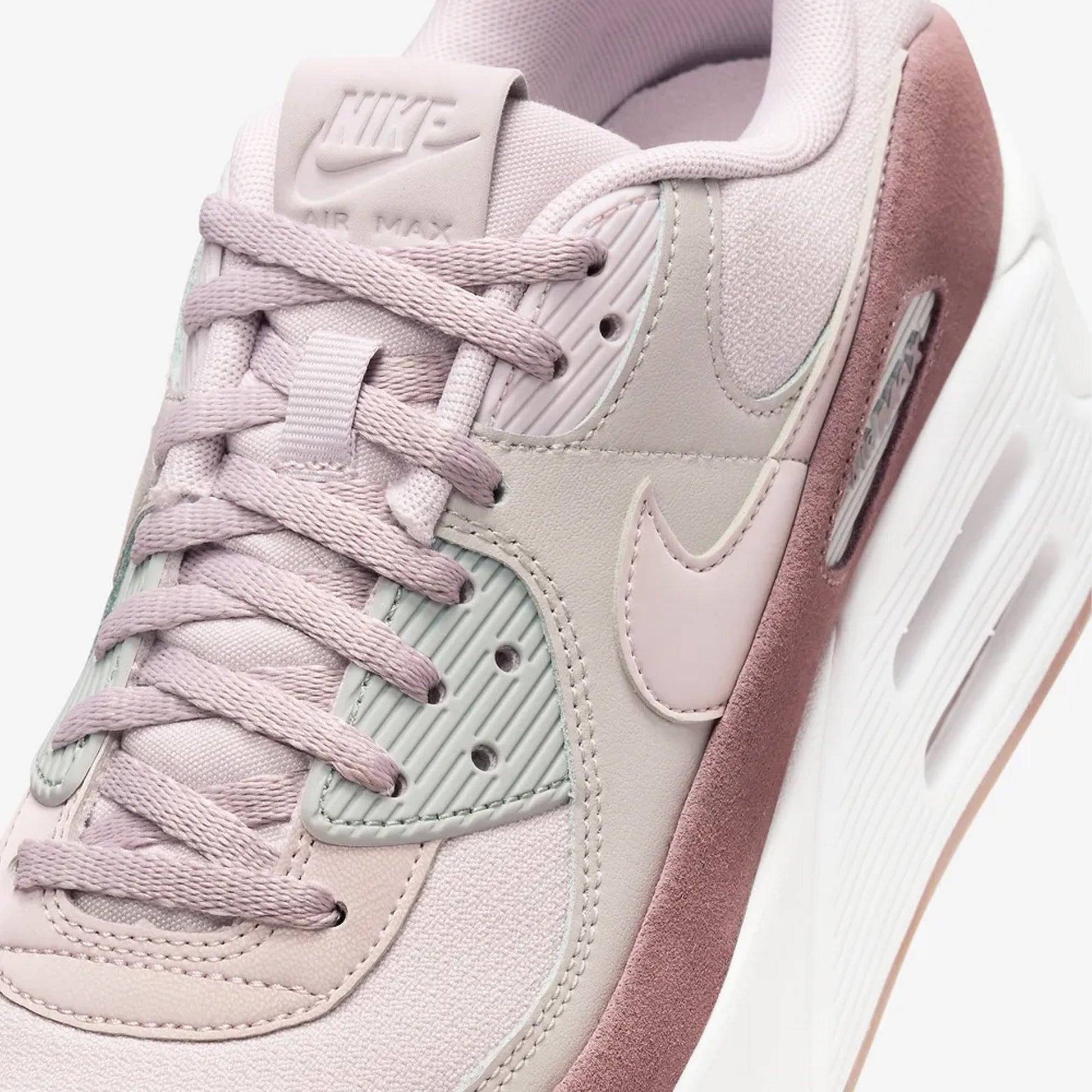 Nike | AIR MAX 90 LV8  { LT IRON ORE/PLATINUM VIOLET-LIGHT PUMICE