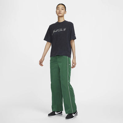 NIKE | WINDRUNNER WOVEN OPEN-HEM PANTS { GORGE GREEN/SAIL