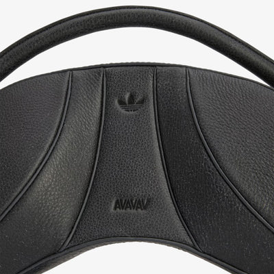 ADIDAS ORIGINALS | AVAVAV SCULPTED HAND BAG { BLACK