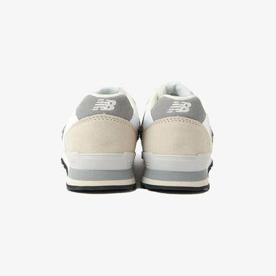 New Balance | 996 { BEIGE