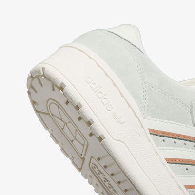 Adidas Originals | RIVALRY LOW  { LINEN GREEN/IVORY/CLAY STRATA