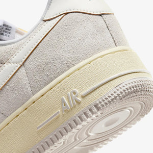 Nike | AIR FORCE 1 '07 { LT OREWOOD BRN/SAIL-COCONUT MILK