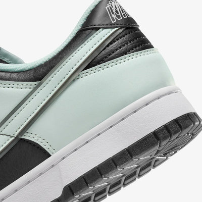 Nike | DUNK LOW RETRO PREMIUM  { DK SMOKE GREY/BARELY GREEN-WHITE