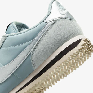 NIKE | CORTEZ TEXTILE { LIGHT PUMICE/METALLIC SILVER