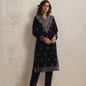 trueBrowns Purple Velvet Embroidered Kurta Pant Dupatta Set