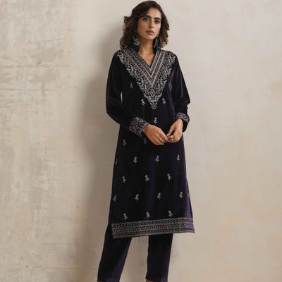 trueBrowns Purple Velvet Embroidered Kurta Pant Dupatta Set