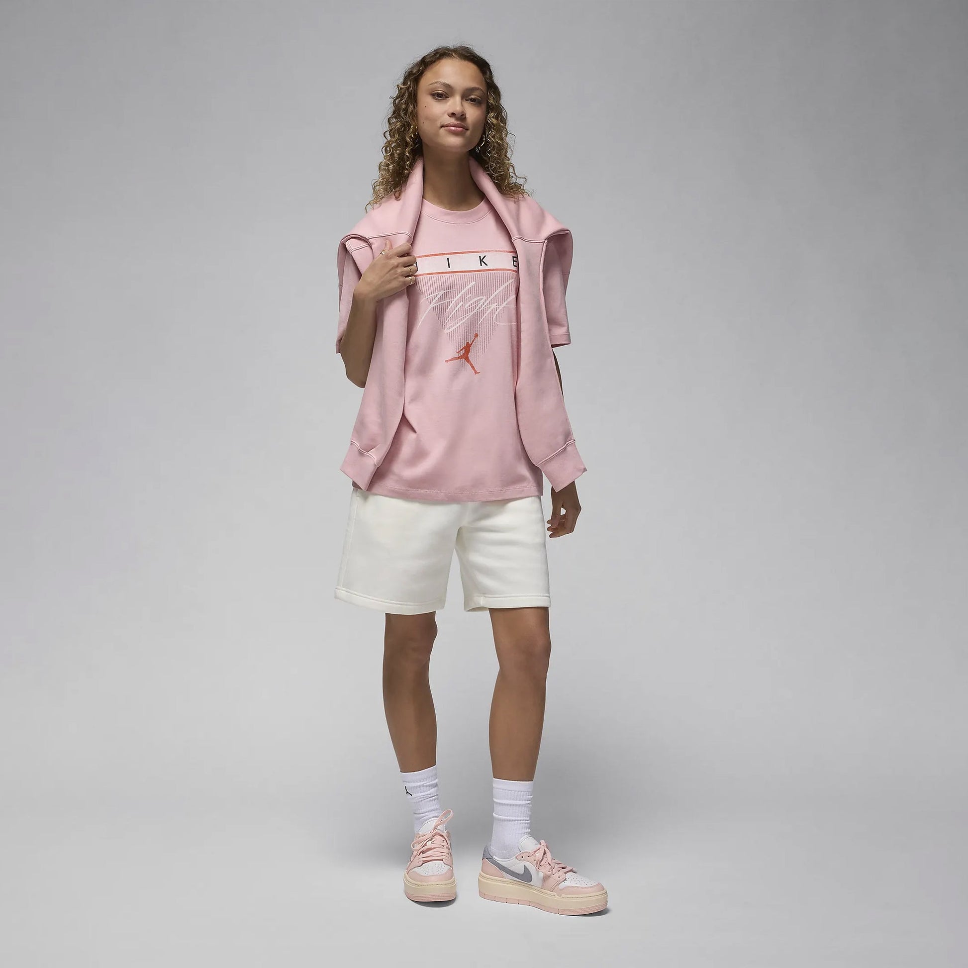 Nike | FLIGHT HERITAGE GRAPHIC TEE  { PINK GLAZE/COSMIC CLAY