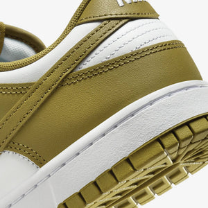 Nike | DUNK LOW RETRO  { WHITE/PACIFIC MOSS