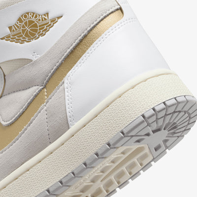 Jordan | AIR JORDAN 1 ZOOM CMFT 2  { WHITE/METALLIC GOLD-NEUTRAL GREY