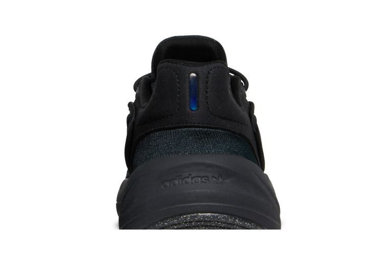 adidas Ozelia Black Carbon (Women's)