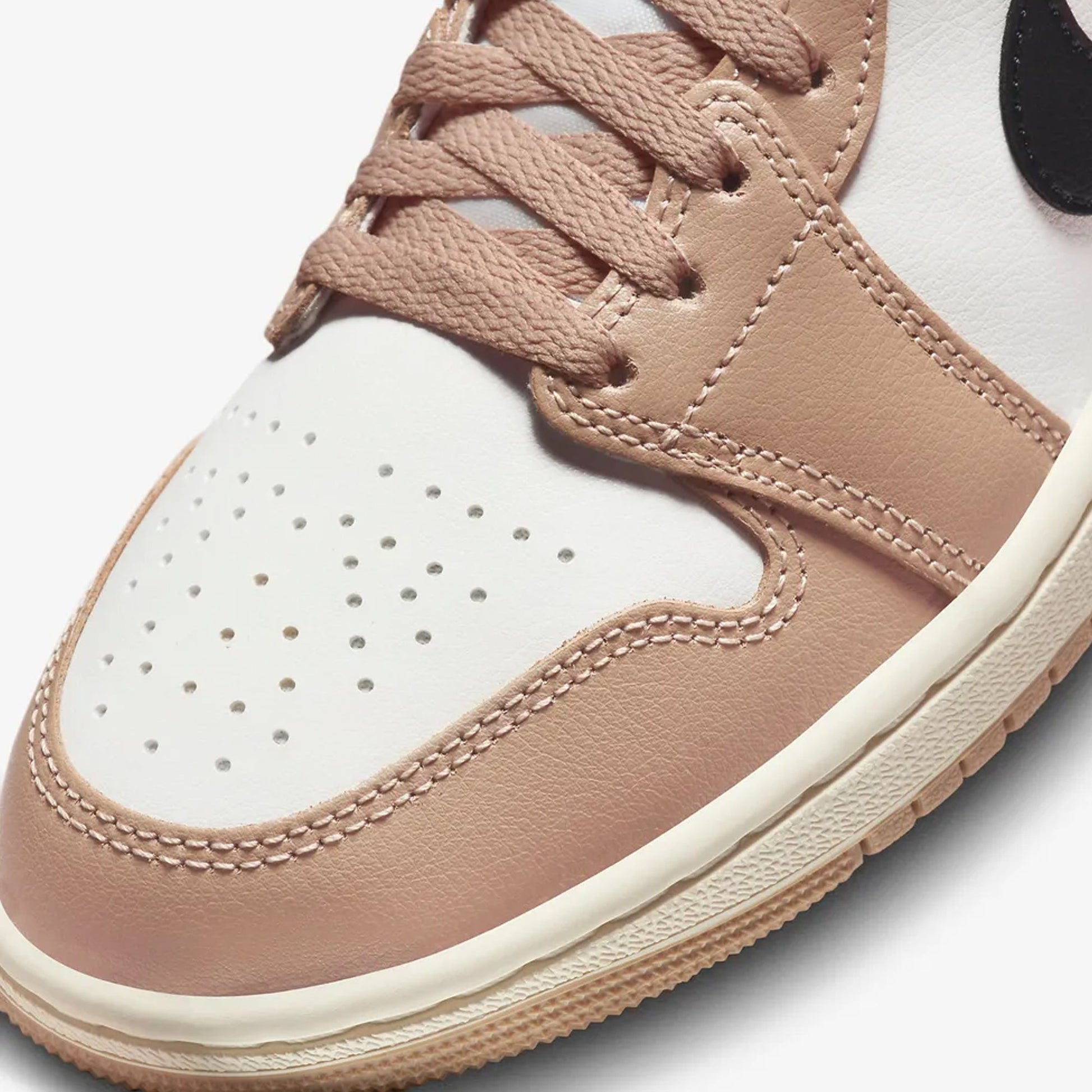 Jordan | AIR JORDAN 1  { SAIL/BLACK-DESERT