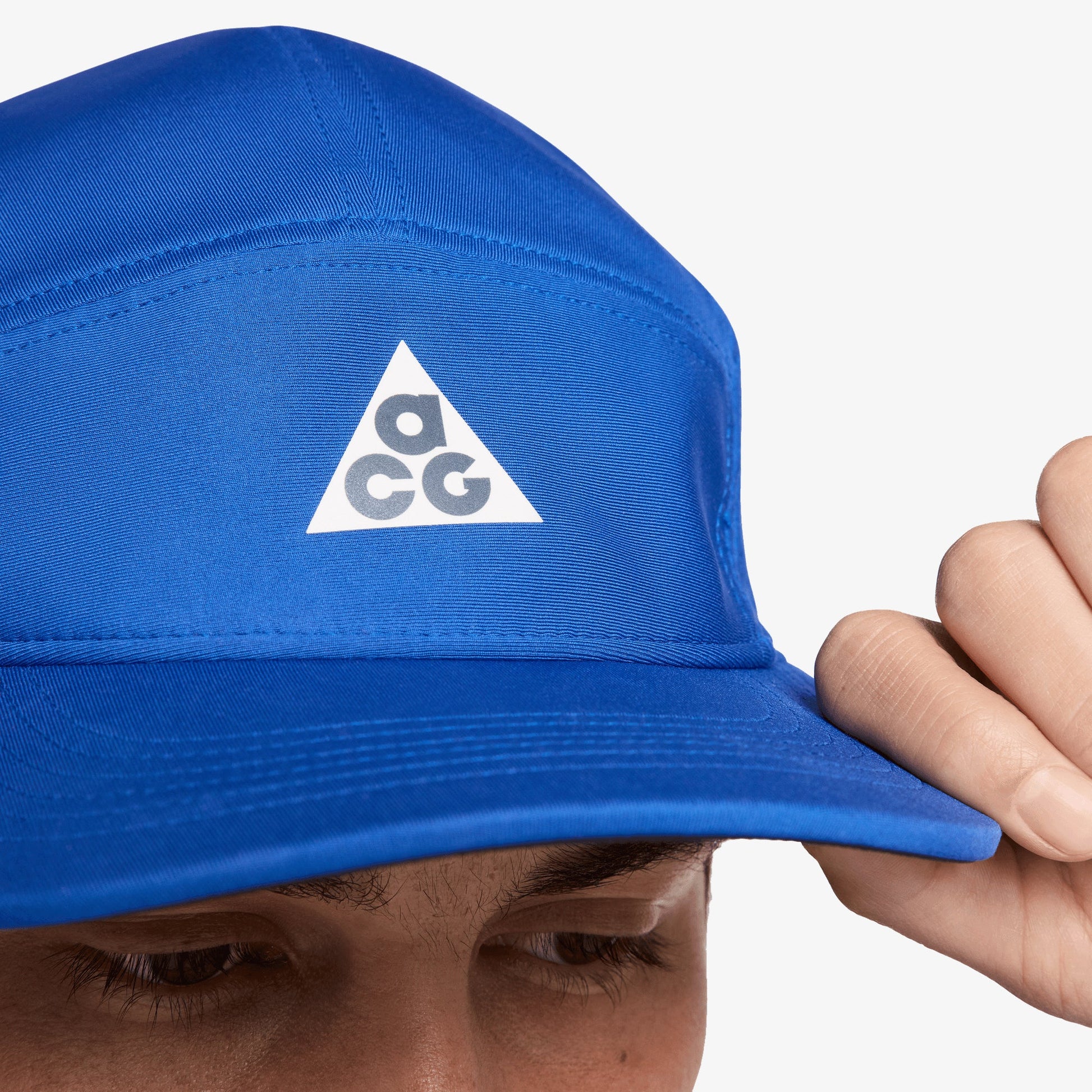 NIKE | ACG FLY CAP { GAME ROYAL/REFLECTIVE SILV