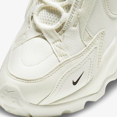 NIKE | TC 7900 { SAIL/SAIL-BLACK