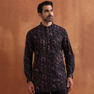 trueBrowns Men's Black Floral Printed Short Kurta