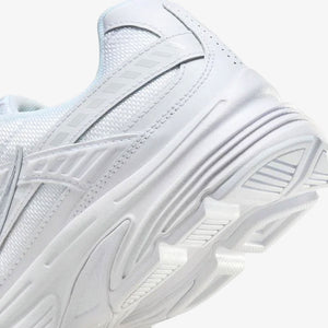 NIKE | INITIATOR { WHITE/METALLIC SILVER-PHOTON DUST