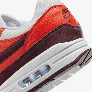 Nike | AIR MAX 1  { SUMMIT WHITE/BURGUNDY CRUSH-PICANTE RED