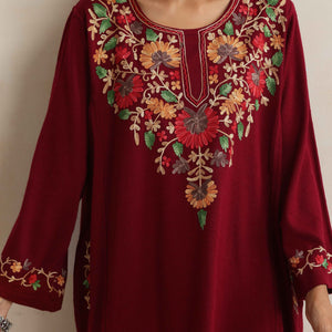 trueBrowns Maroon Kashmiri Floral Embroidered Woollen Phiran Kurta