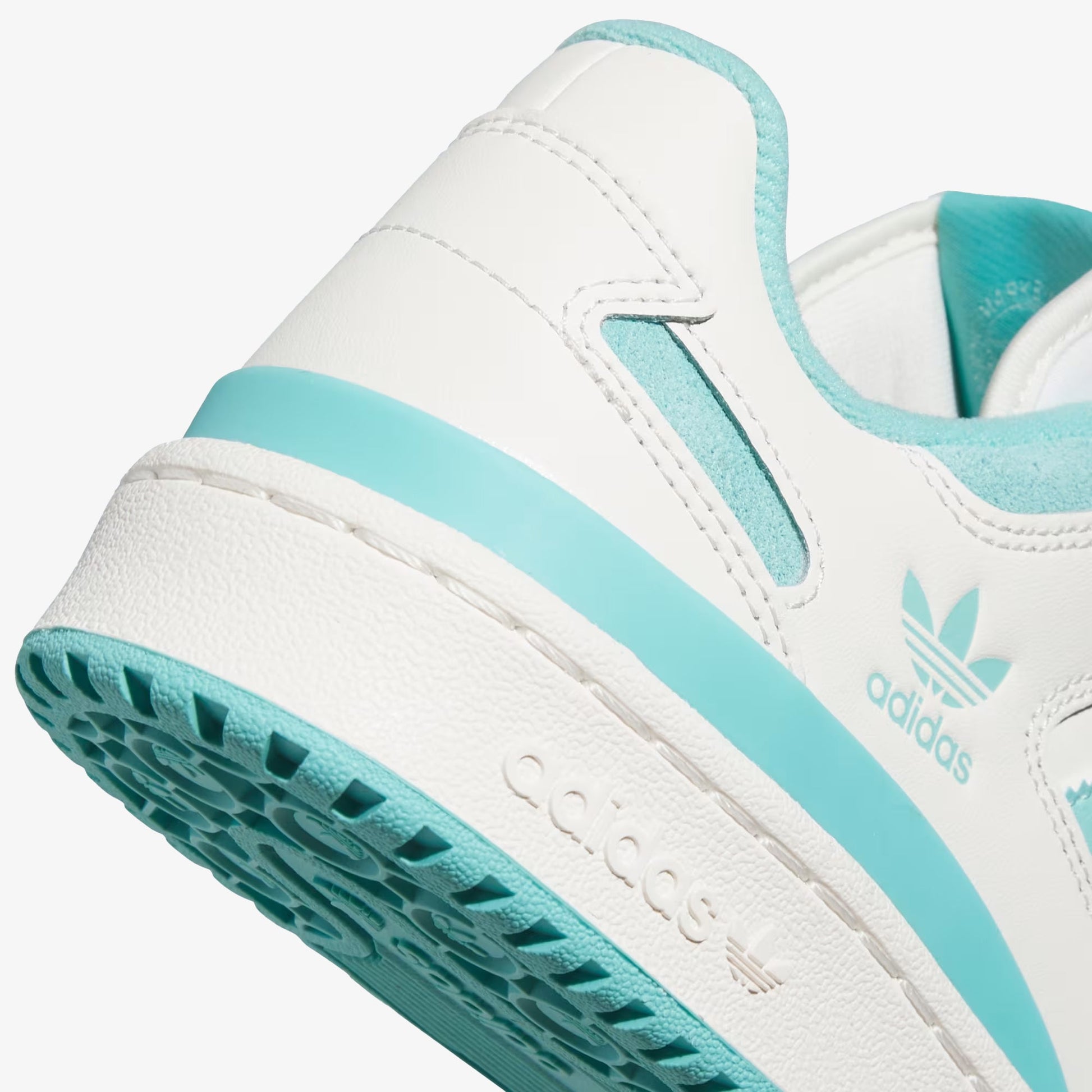 ADIDAS ORIGINALS | FORUM LOW CL { CLOUD WHITE/SEMI FLASH AQUA/EASY MINT