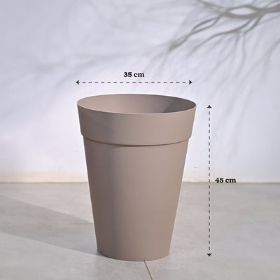 Roma Plastic Planter