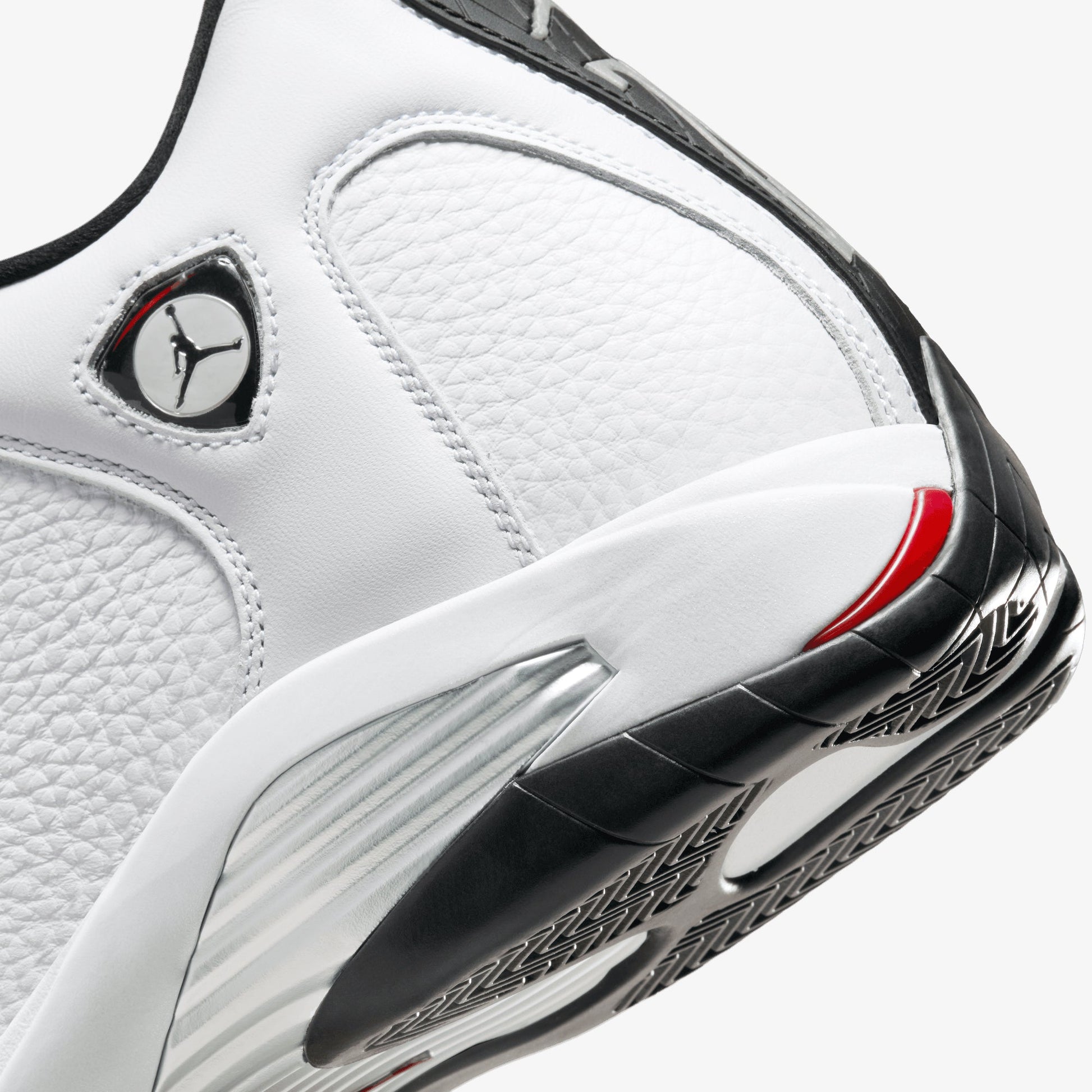 JORDAN | AIR JORDAN 14 RETRO "BLACK TOE" { WHITE/VARSITY RED-BLACK-METALLIC SILVER