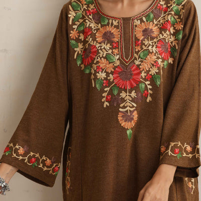trueBrowns Brown Kashmiri Floral Embroidered Woollen Phiran Kurta
