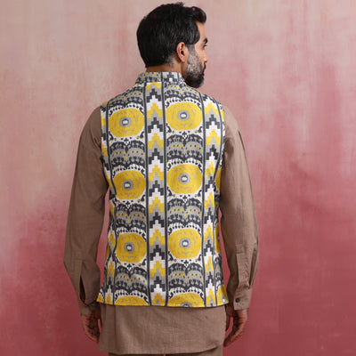 trueBrowns Men's Beige Ikat Reversible  Nehru Jacket