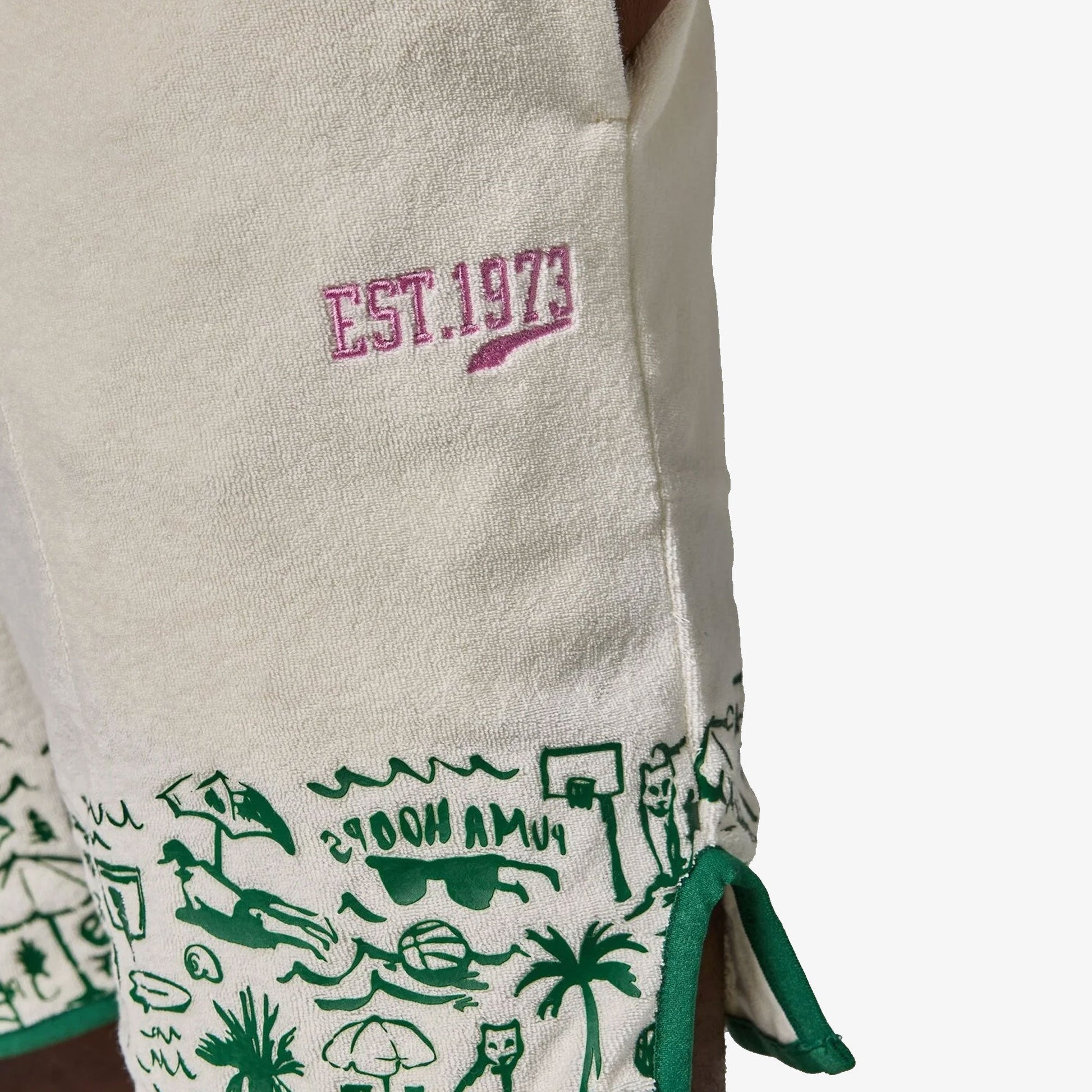 PUMA | THE FAIRGROUNDS TERRY BASKETBALL SHORTS { FROSTED LVORY