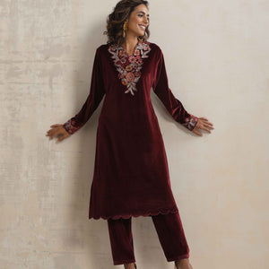 trueBrowns Maroon Velvet Floral Embroidered Kurta Pant Dupatta Set