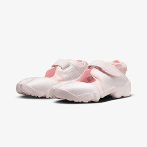 NIKE | AIR RIFT SE { LIGHT SOFT PINK/LIGHT SOFT PINK