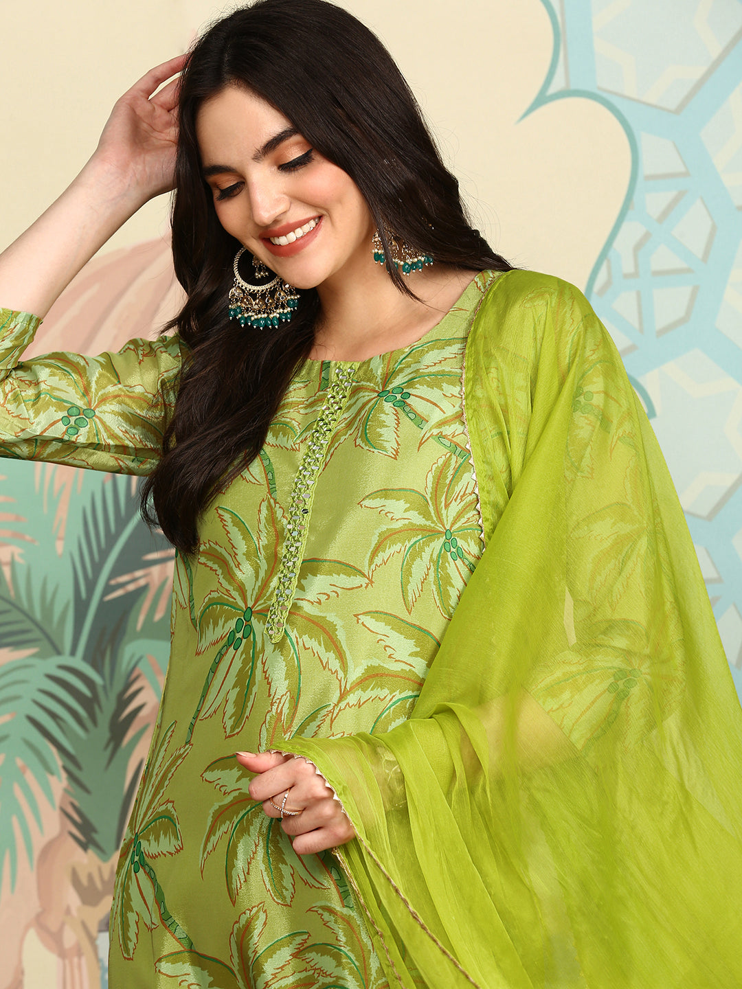 Floral Printed Regular Three-Quarter Sleeves Kurta with Trousers & With Dupatta