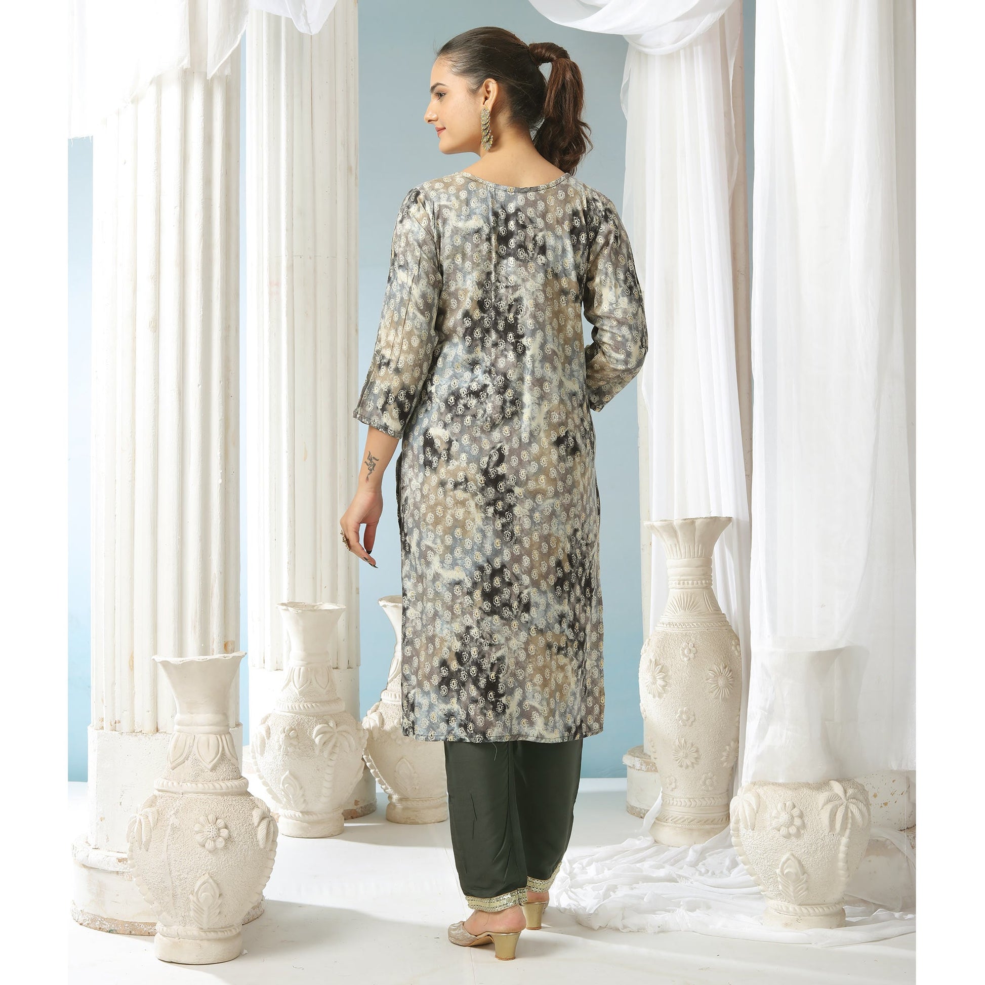 grey-paisley-foil-printed-rayon-suit