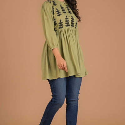 green-embroidered-cotton-slub-top