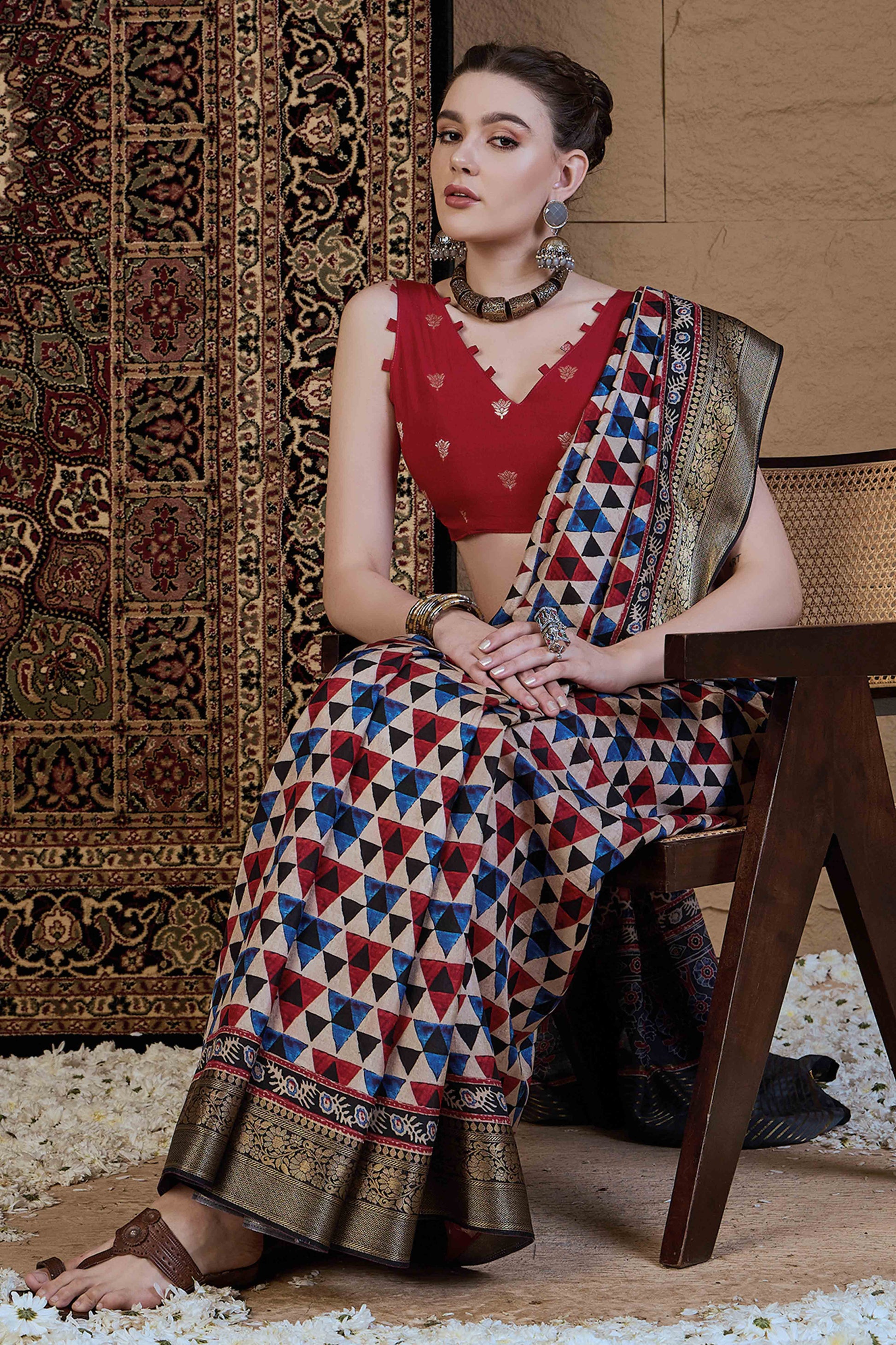 Multicolor Geometric Printed Viscose Saree