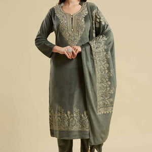 green-embroidered-velvet-straight-salwar-suit