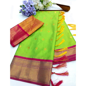 green-zari-woven-lichi-art-silk-saree-with-tassels