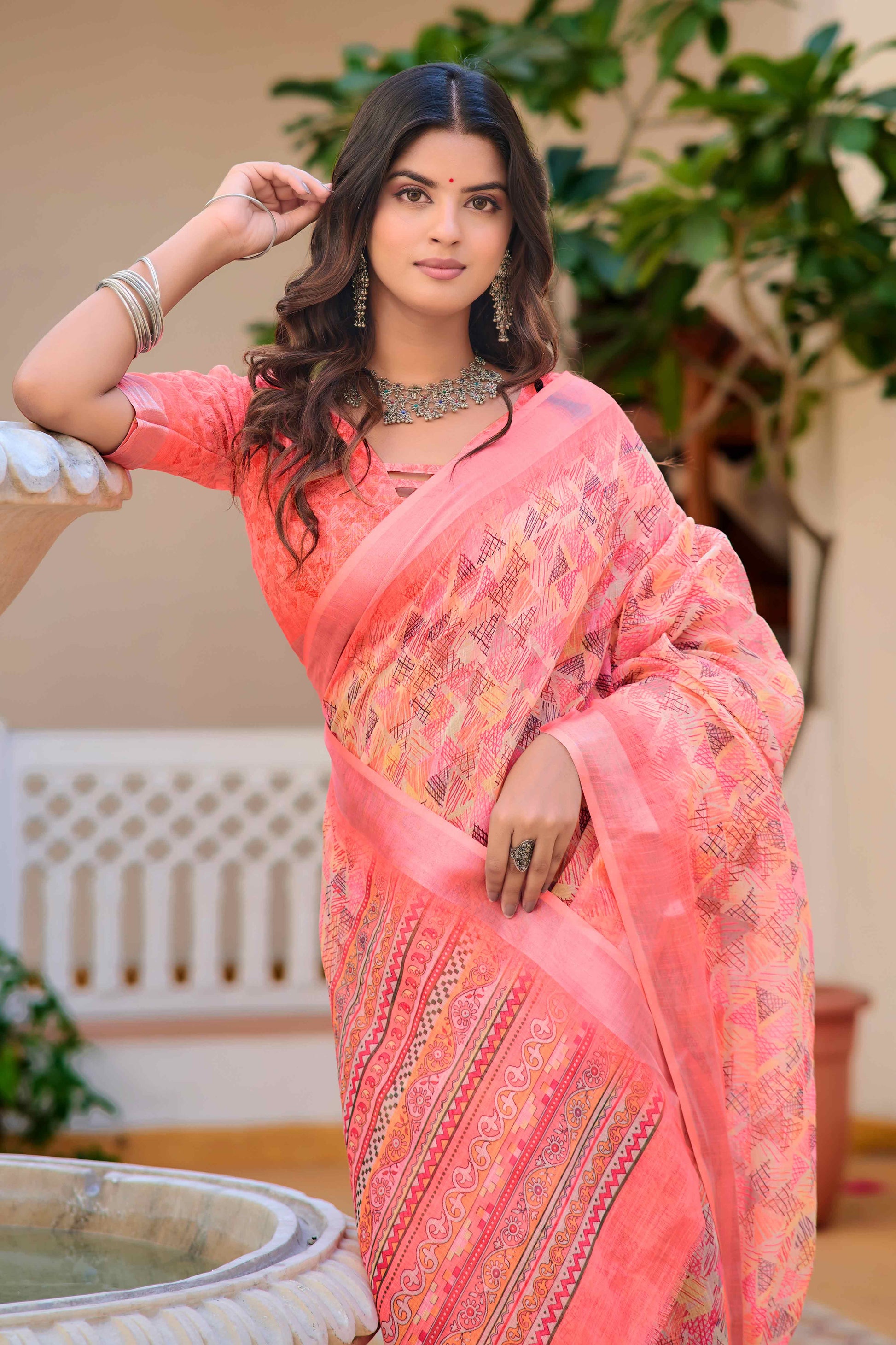 Gajri Pink Geometric Printed Linen Saree