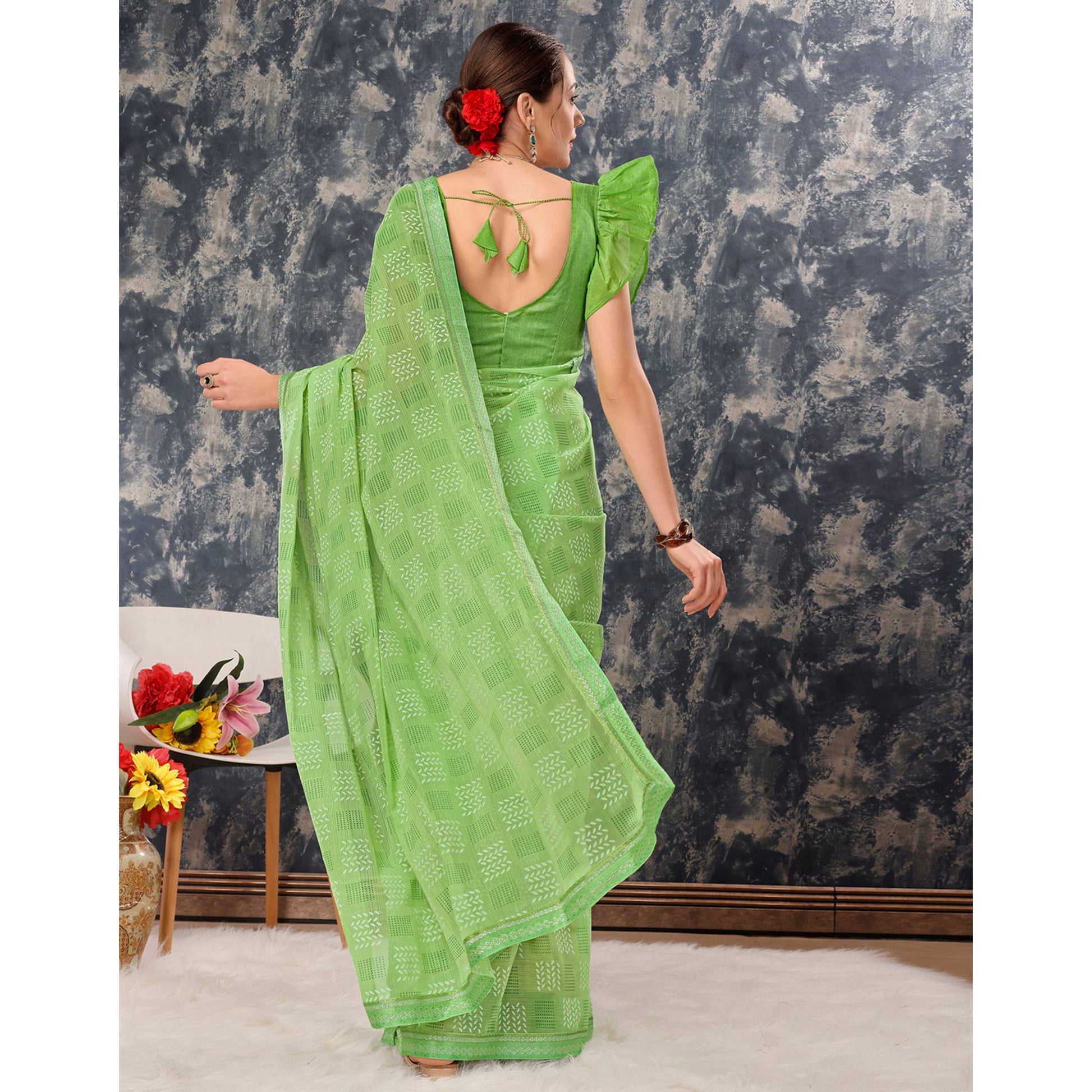 green-printed-chiffon-saree-with-lace-border-4