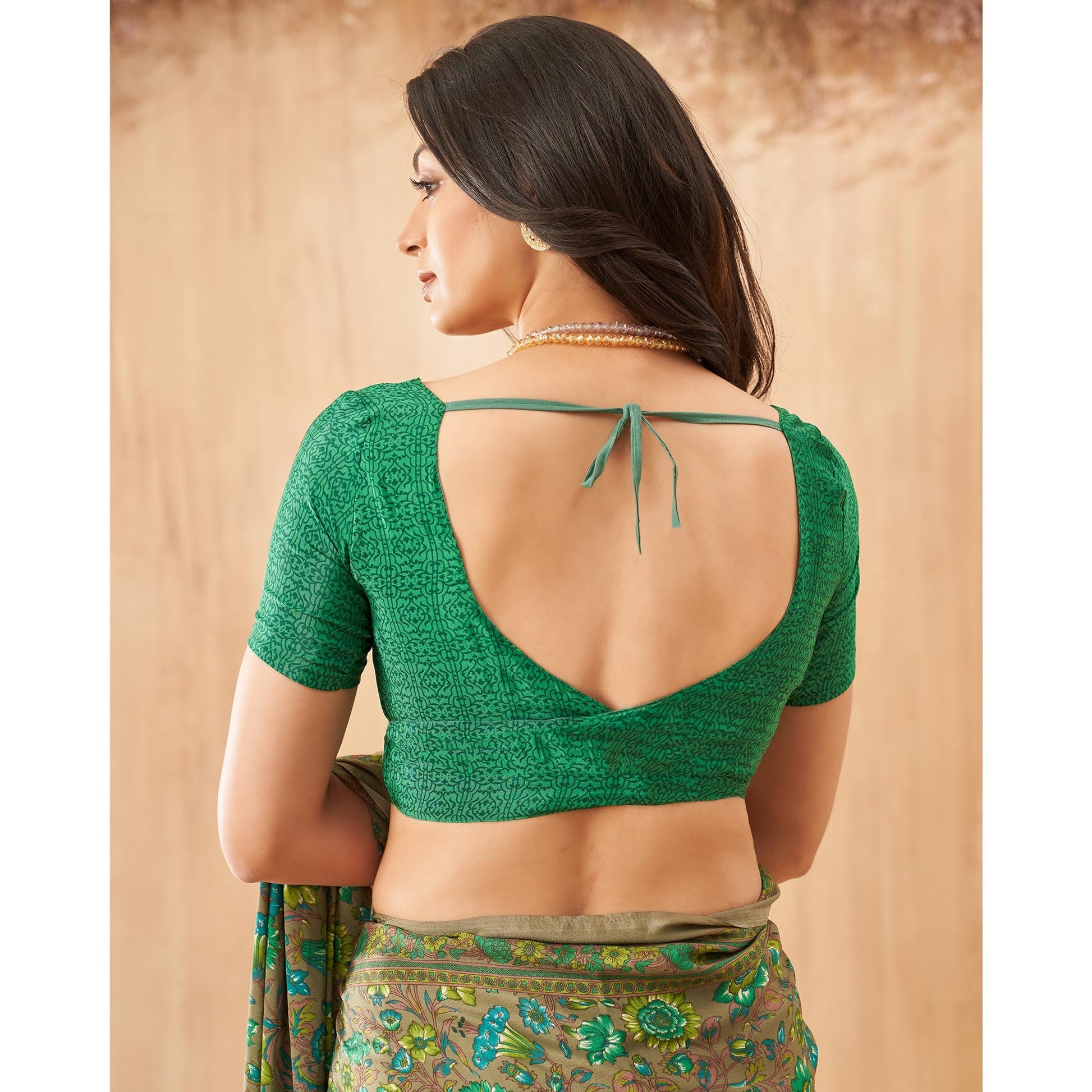 green-floral-printed-crepe-saree-1