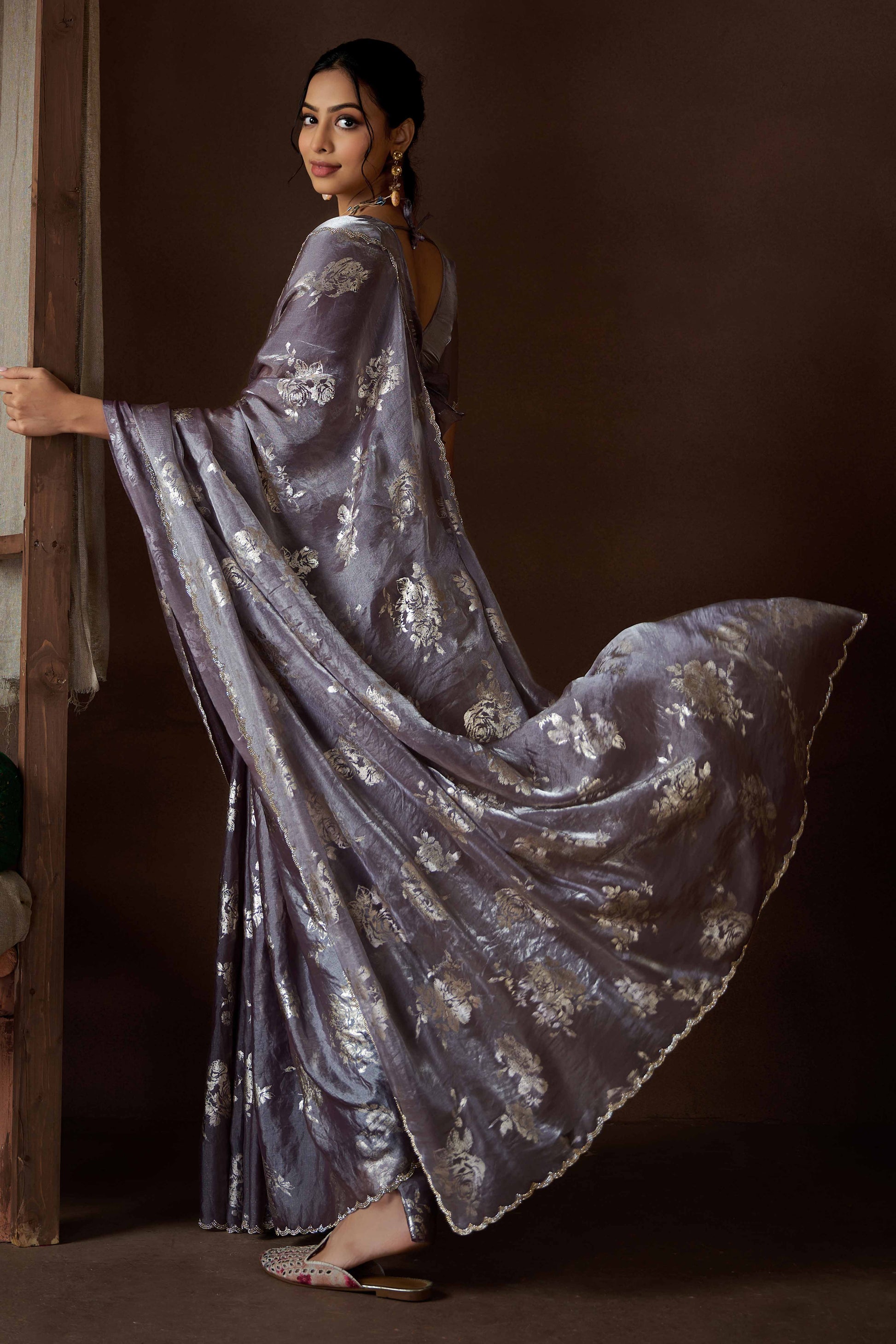 grey-floral-foil-printed-satin-silk-saree-with-zarkan-border-4