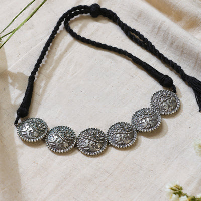 trueBrowns Silver Circular Necklace
