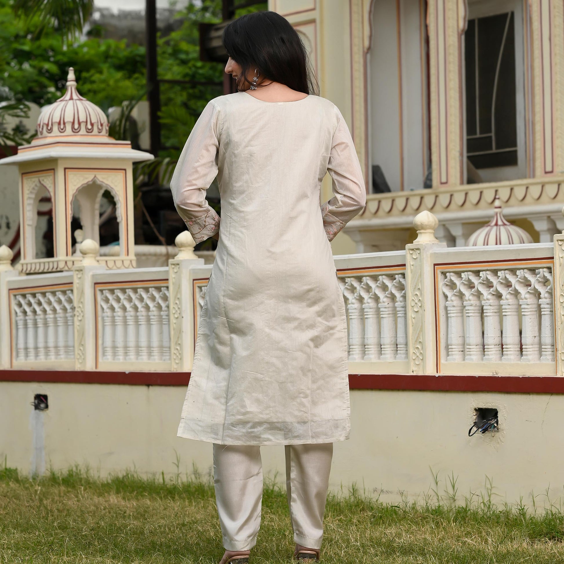 grey-floral-embroidered-chanderi-salwar-suit